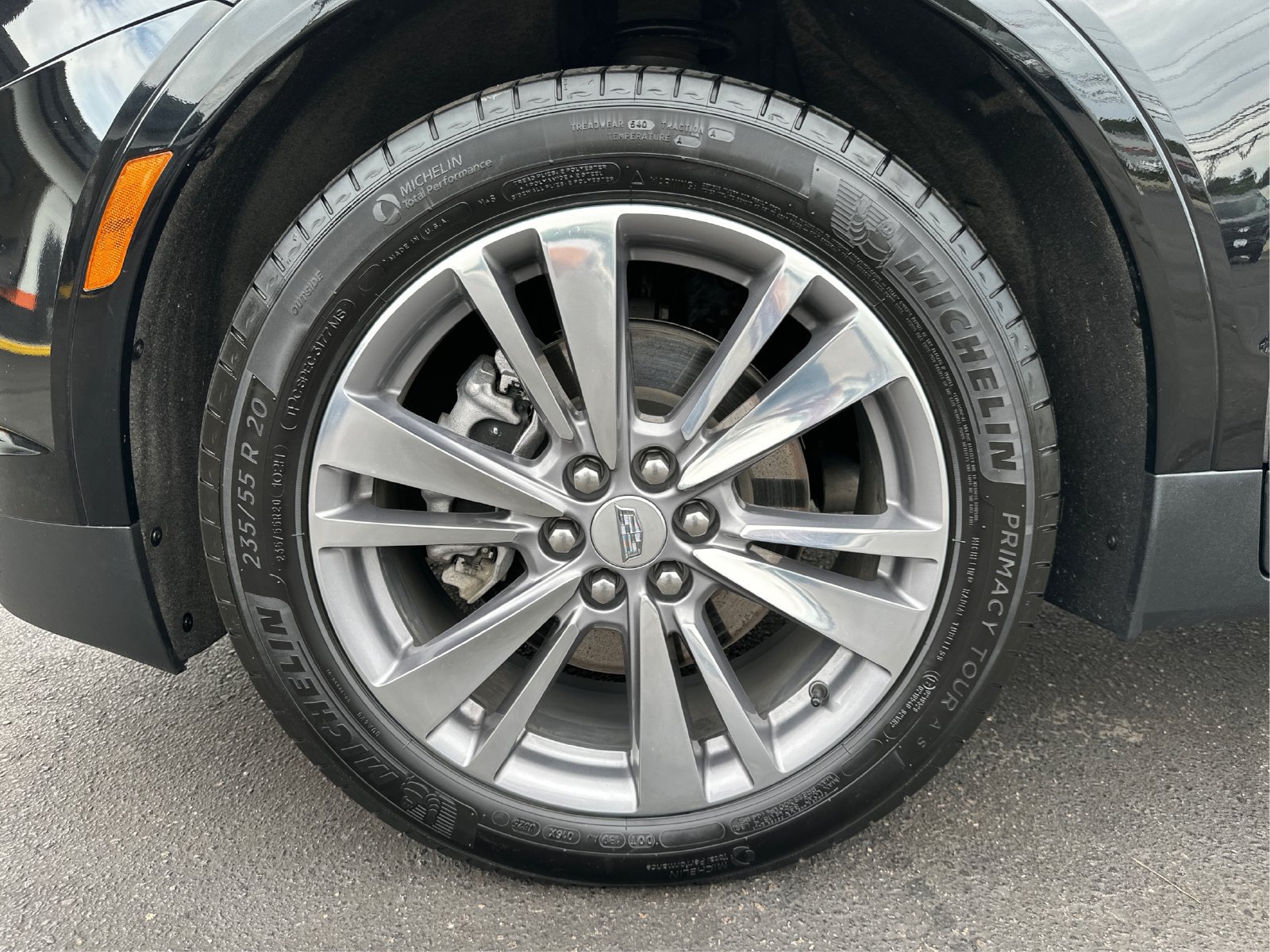 Certified 2025 Cadillac XT5 Premium Luxury AWD/4WD image 24