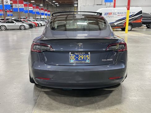 Used 2022 Tesla Model 3 Performance image 4
