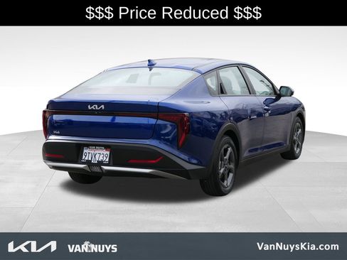 Used 2025 Kia K4 LXS image 3