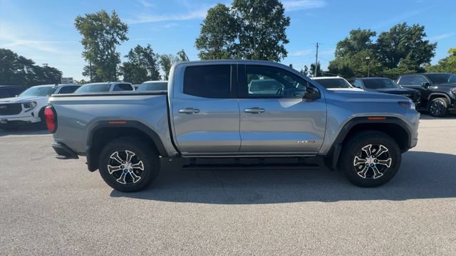 Used 2025 GMC Canyon AT4 AWD/4WD image 2