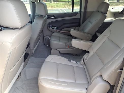 Used 2019 Chevrolet Suburban Premier w/ RST 6.2L Performance Edition image 23