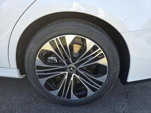 Used 2026 Mercedes-Benz E 450 4MATIC Sedan image 9
