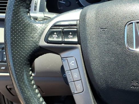 Used 2014 Honda Odyssey EX-L image 19