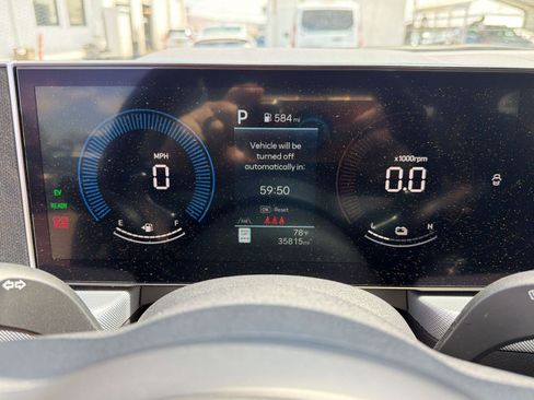 Used 2025 Hyundai Sonata SEL FWD image 17