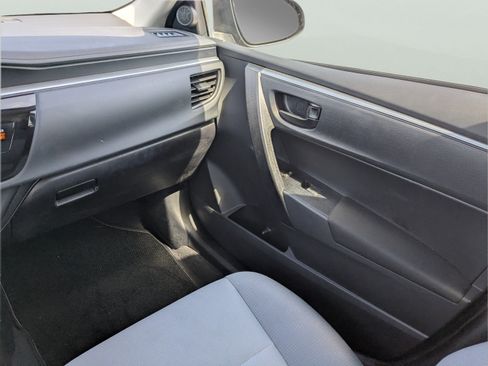 Used 2016 Toyota Corolla L FWD image 13