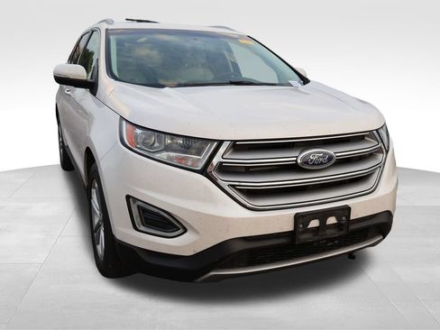 Used 2017 Ford Edge Titanium FWD image 7