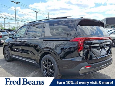 New 2026 Kia Carnival SX FWD image 3