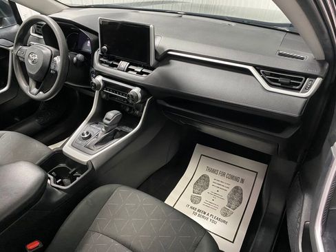 Used 2023 Toyota RAV4 XLE image 3