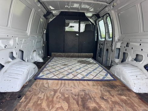 Used 2013 Ford E-250 and Econoline 250 w/ PWR Group RWD image 12