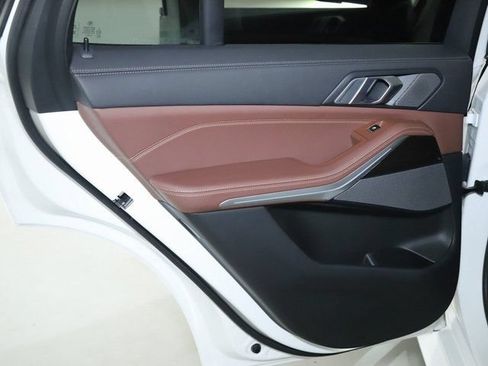 Used 2021 BMW X5 M50i w/ Premium Package AWD/4WD image 34