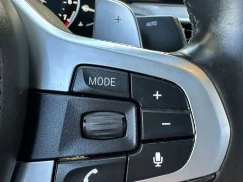 Used 2019 BMW 530i xDrive w/ M Sport Package image 33