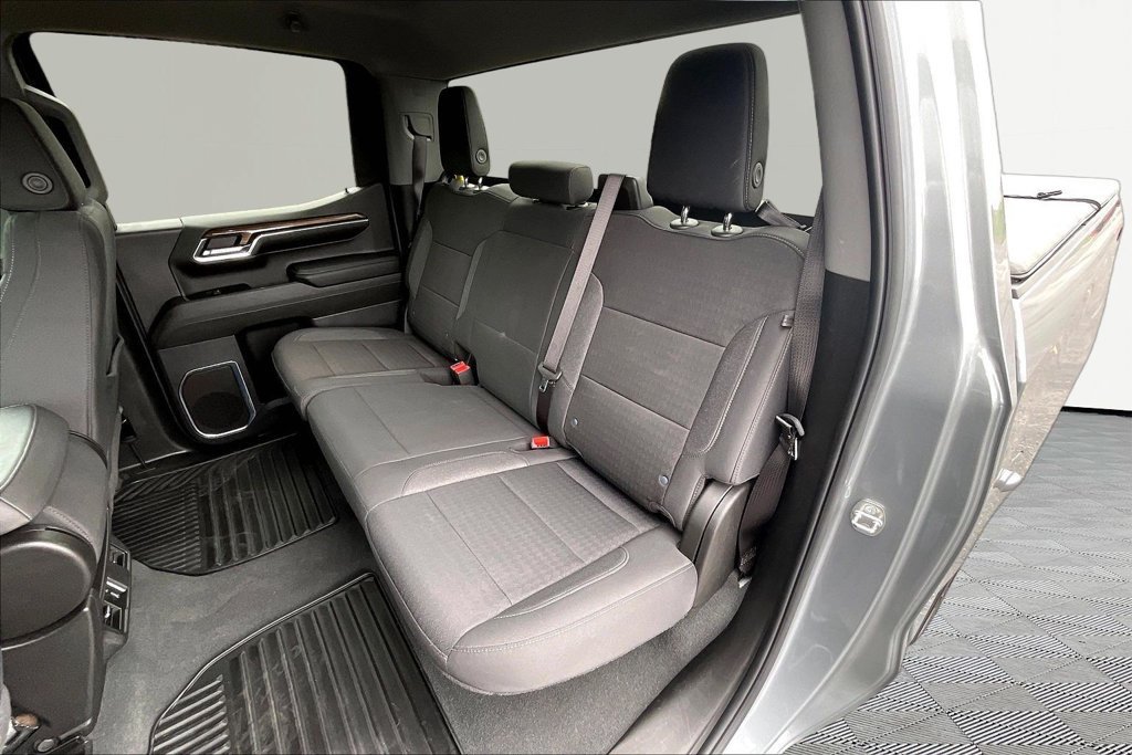 Used 2024 Chevrolet Silverado 1500 LT AWD/4WD image 26