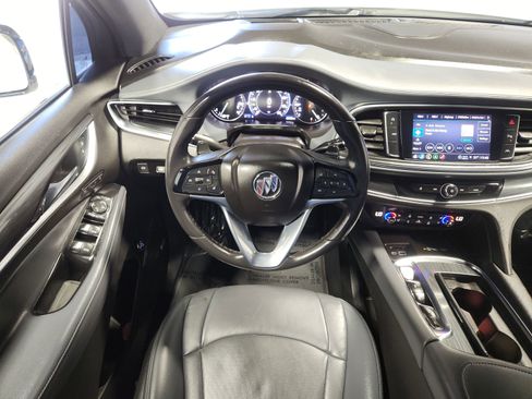 Used 2024 Buick Enclave Premium AWD/4WD image 18