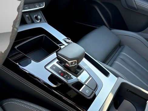 Used 2024 Audi Q5 2.0T Prestige image 24