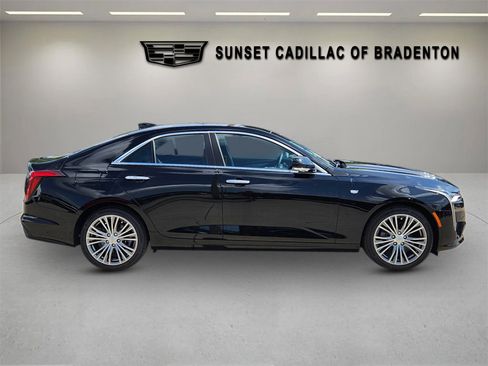 New 2025 Cadillac CT4 Premium Luxury image 8