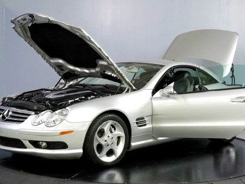 Used 2005 Mercedes-Benz SL 600 image 11