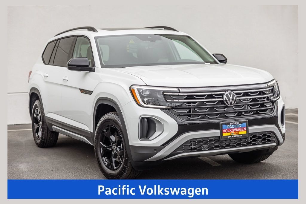 New 2026 Volkswagen Atlas Peak Edition AWD/4WD image 1