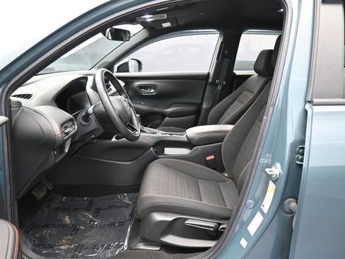 Certified 2023 Honda HR-V Sport image 32