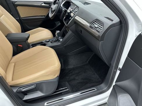 Used 2024 Volkswagen Tiguan SE R-Line w/ MDO Package, Two-Row AWD/4WD image 24