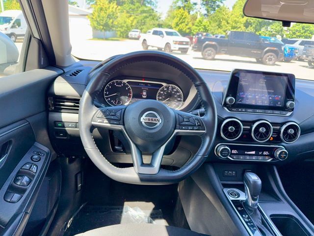 Used 2021 Nissan Sentra SV FWD image 15