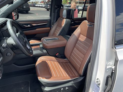 Certified 2024 GMC Yukon Denali Ultimate image 20