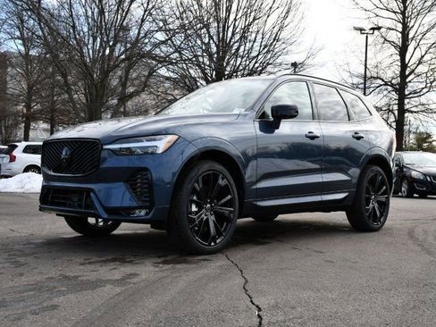 New 2026 Volvo XC60 B5 Ultra w/ Protection Package Premier AWD/4WD image 3