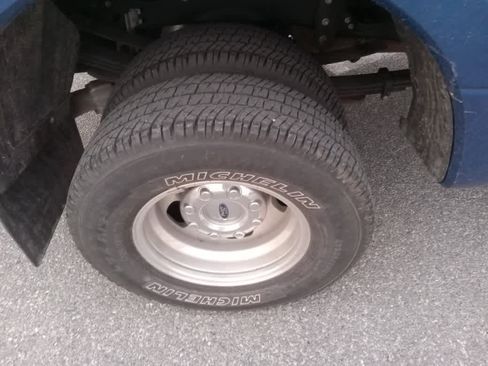 Used 2022 Ford F350 Limited image 10