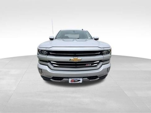 Used 2017 Chevrolet Silverado 1500 LTZ Z71 w/ LTZ Plus Package AWD/4WD image 2