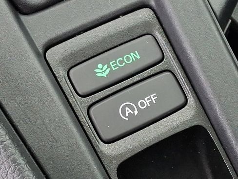 Used 2025 Honda Accord SE image 25
