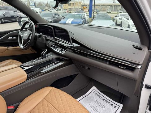 Used 2022 Cadillac Escalade Sport w/ Touring Package image 28