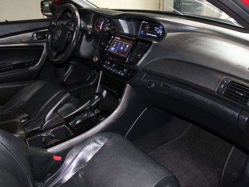 Used 2017 Honda Accord EX-L image 27