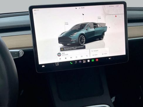 Used 2023 Tesla Model Y AWD image 6