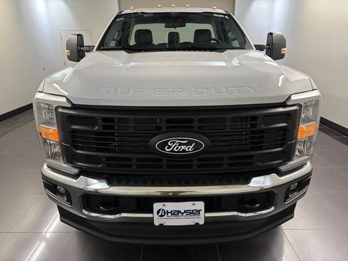 New 2027 Ford F350 XL w/ XL Chrome Package AWD/4WD image 2