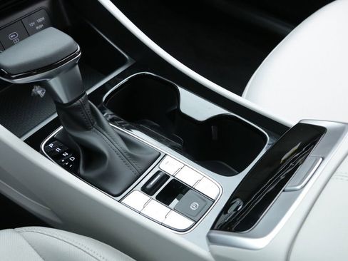 Used 2026 Hyundai Tucson SEL image 16