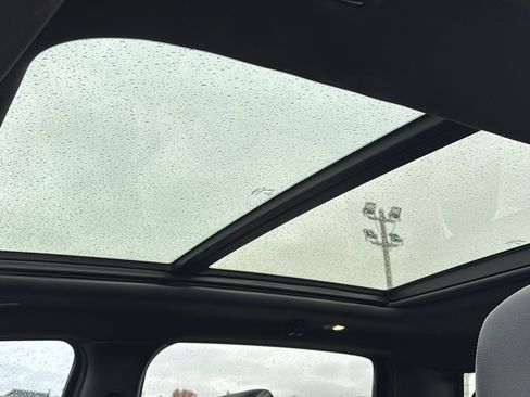 Used 2023 RAM 1500 Big Horn image 12