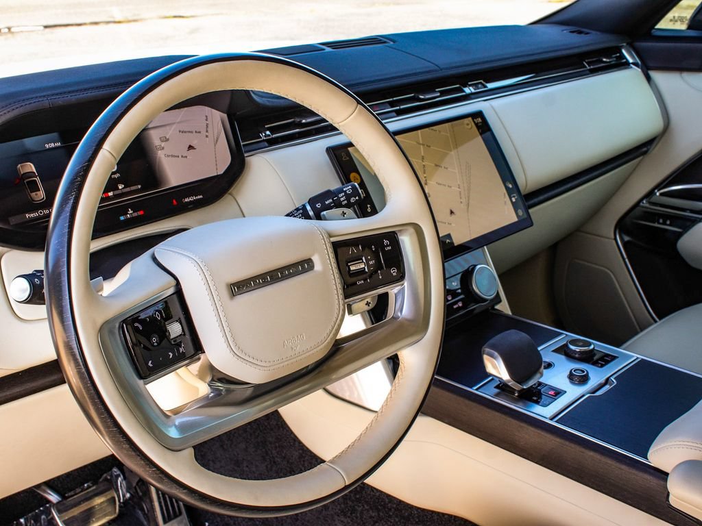 Used 2023 Land Rover Range Rover SE AWD/4WD image 15
