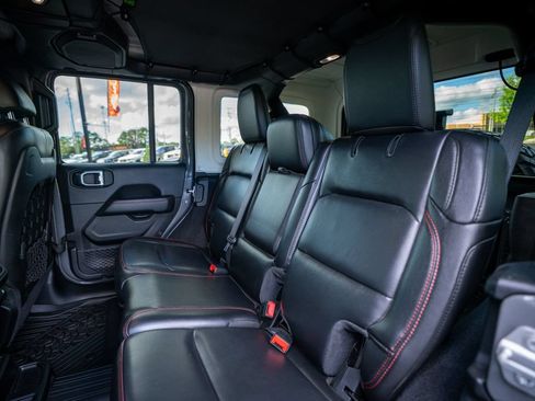 Used 2020 Jeep Wrangler Unlimited Rubicon AWD/4WD image 42