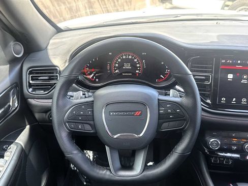 Used 2025 Dodge Durango GT w/ Blacktop Package AWD/4WD image 19