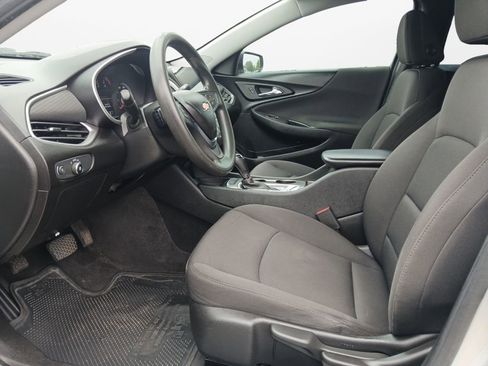 Used 2019 Chevrolet Malibu LS w/ LPO, Convenience Package 1 FWD image 19