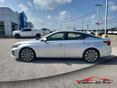 Used 2023 Nissan Altima 2.5 SL