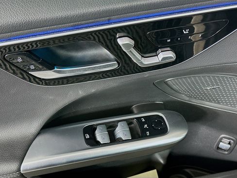 Used 2025 Mercedes-Benz C 300 Sedan image 15