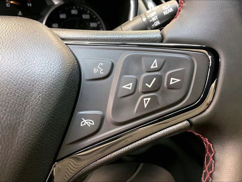 Used 2024 Chevrolet Equinox RS AWD/4WD image 14