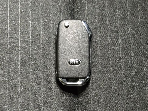 Used 2020 Kia Soul S image 32