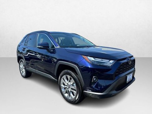 Used 2025 Toyota RAV4 XLE Premium w/ Weather Package AWD/4WD image 10