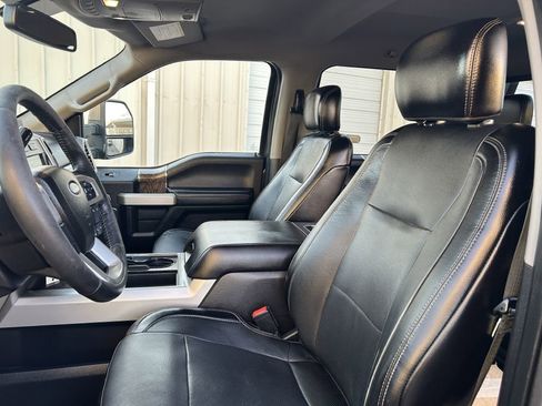 Used 2018 Ford F250 Lariat w/ Lariat Value Package image 10