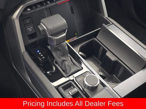 Used 2025 Toyota Tundra Platinum AWD/4WD image 25