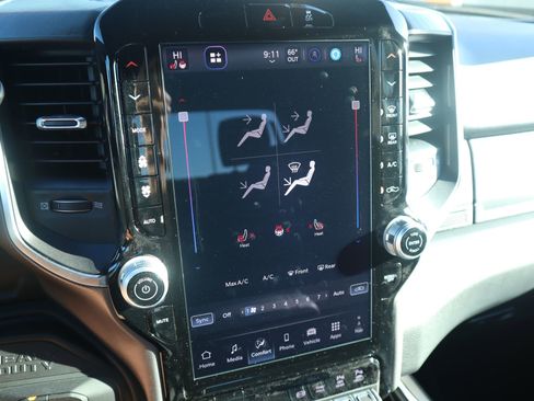 New 2026 RAM 2500 Big Horn AWD/4WD image 8