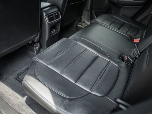 Used 2020 Honda CR-V Touring image 32