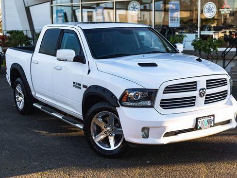 Used 2017 RAM 1500 Sport image 2