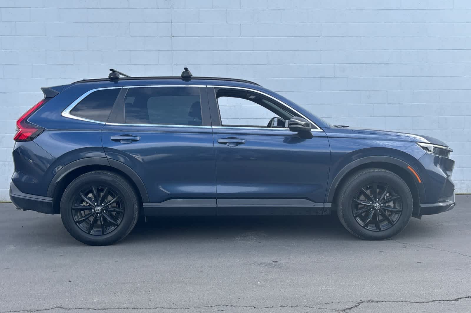 Used 2023 Honda CR-V Sport image 8